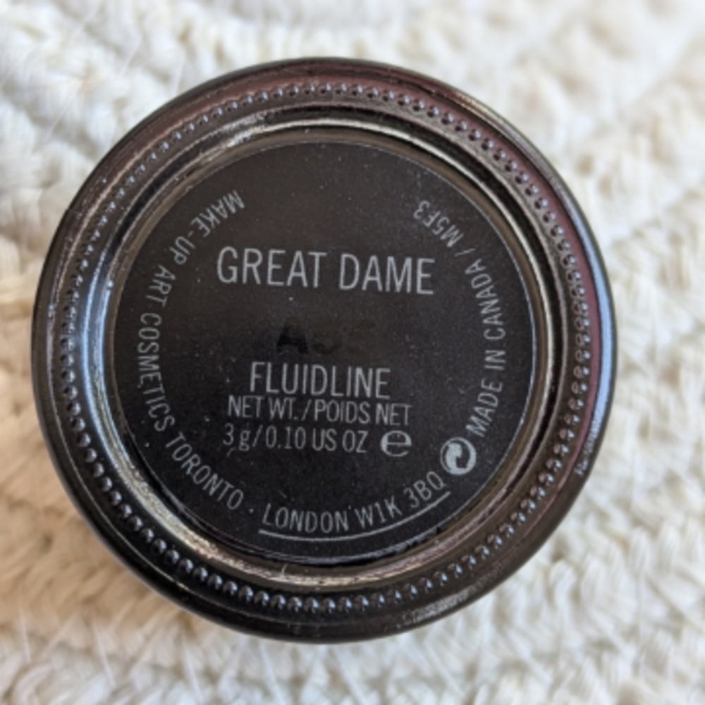 Limited Edition MAC Fluidline Eye-Liner Gel Great Dame-rich plum/burgundy BNIB - Picture 4 of 7